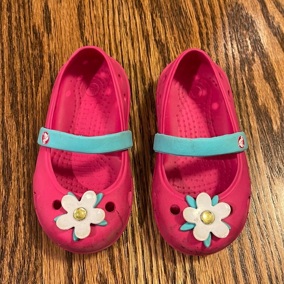CROCS Shoes Toddler Girls Crocs Pinkwhite Flower Mary Jane Sandals